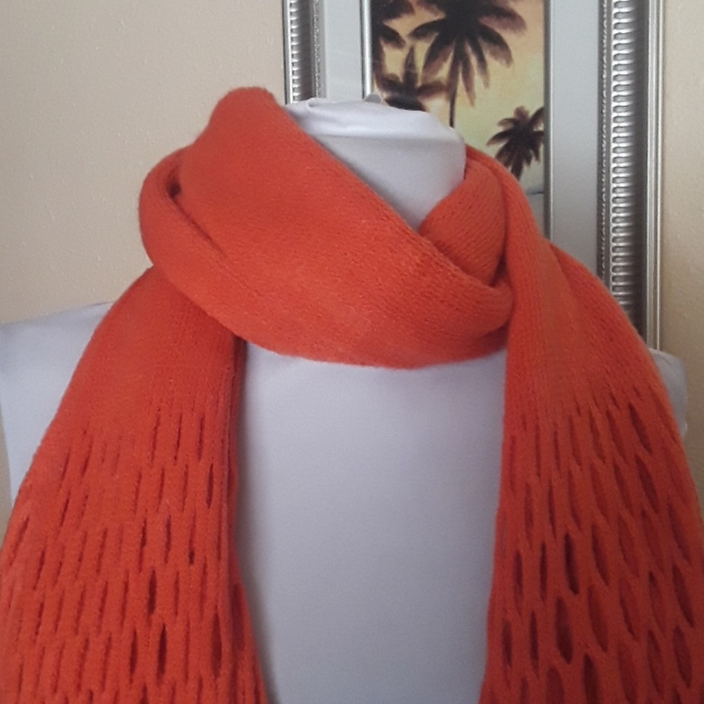 Style 101 Scarf - Picture 2 of 6